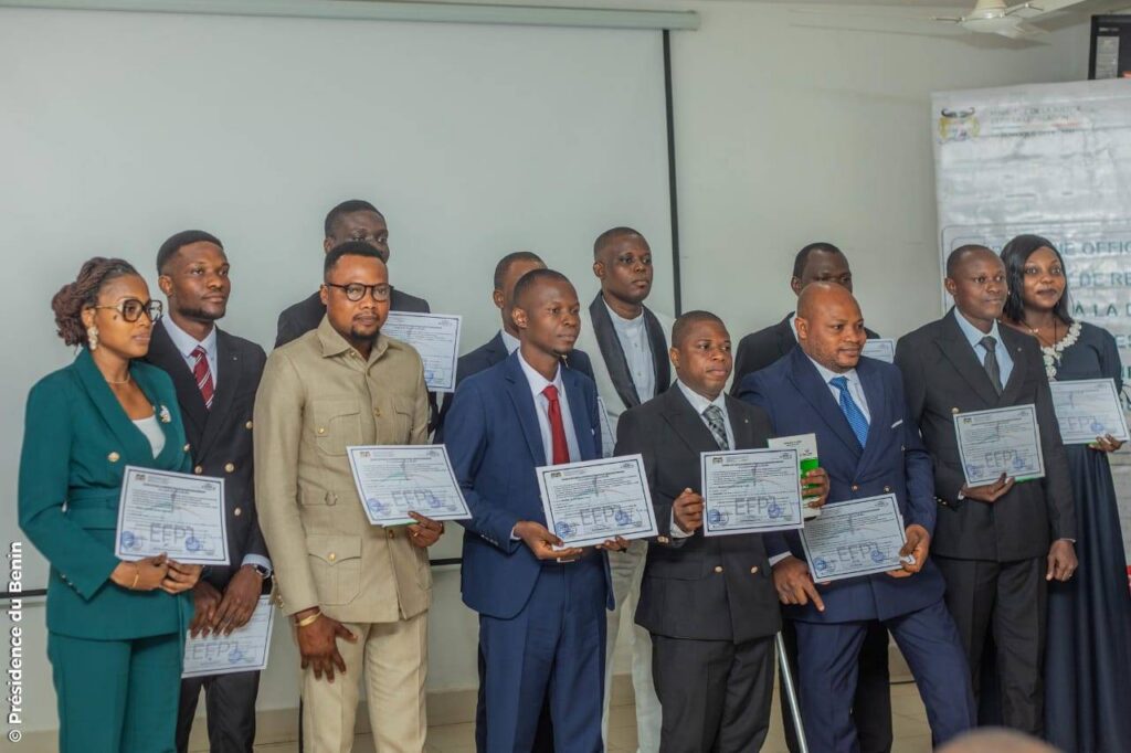 Bénin’s new supervised education officers graduate
