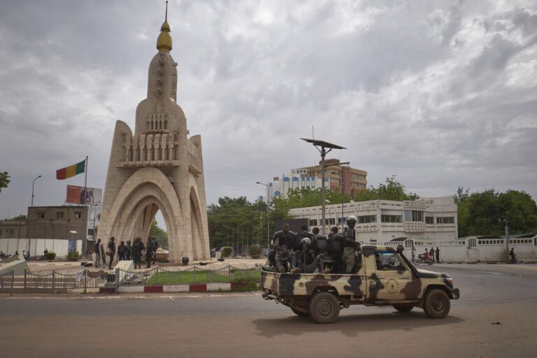 Mali urged to reject proposal to dissolve political parties