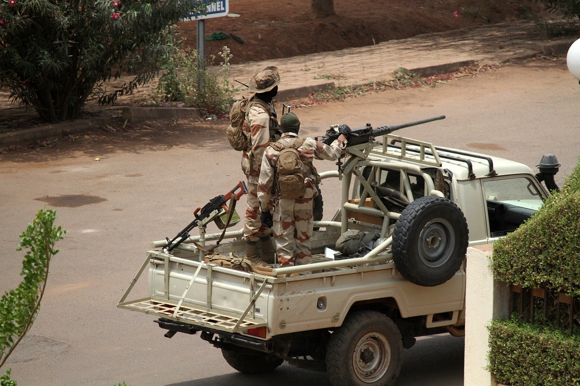 Mali crisis deepens: Algeria’s security fears grow as militants advance