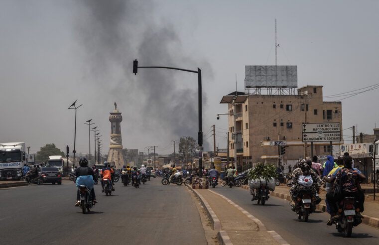 Mali’s junta under fire as militant offensive exposes security gaps