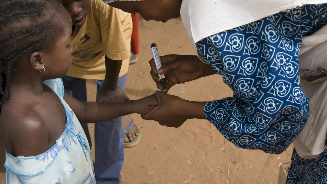 Niger struggles with simultaneous polio and coronavirus outbreaks