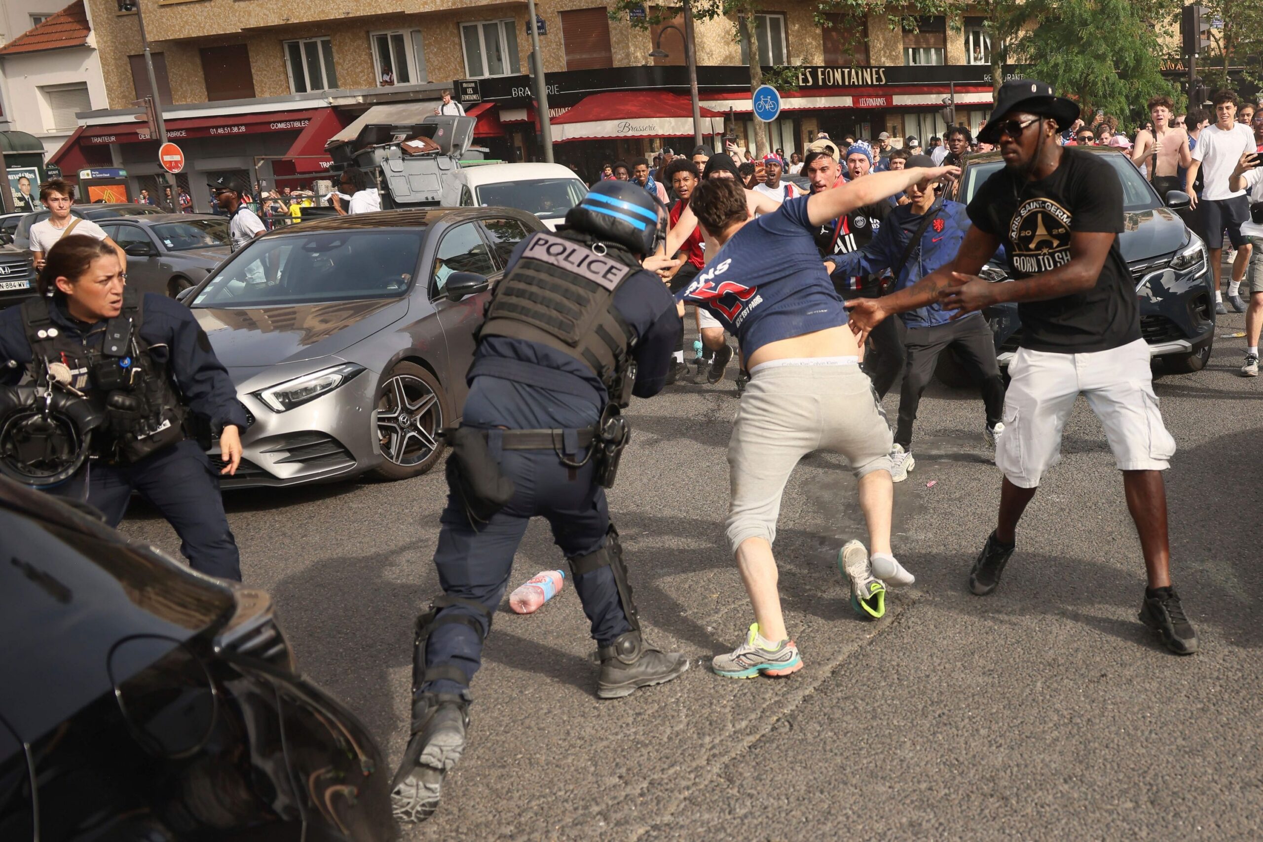 Tension builds near Saint-Cloud ahead of Champions League finale