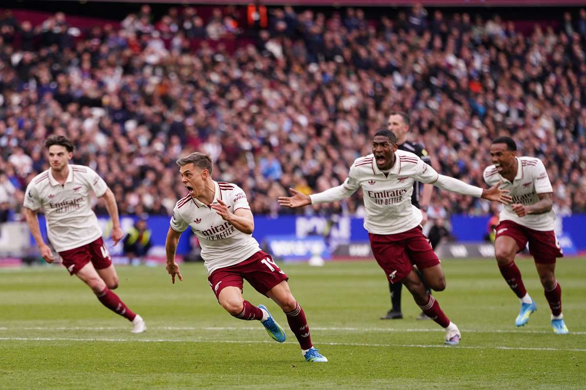 Arsenal faces burnley in must-win clash for title push