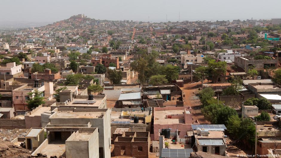 Mali travel disruptions due to jihadist road blockades