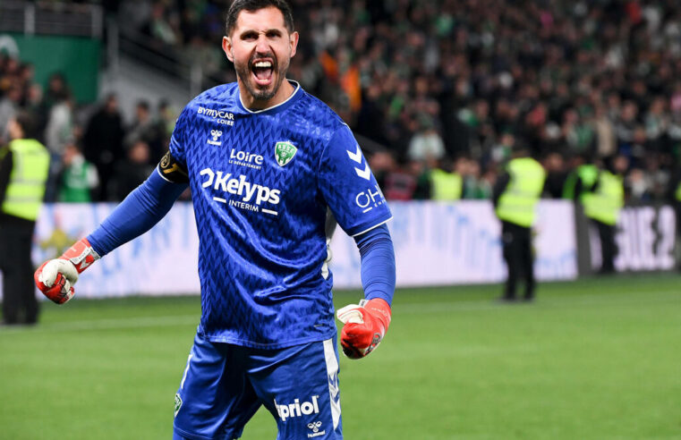 Saint-Étienne edge Rodez in penalty shootout to face Ligue 1 relegation battle