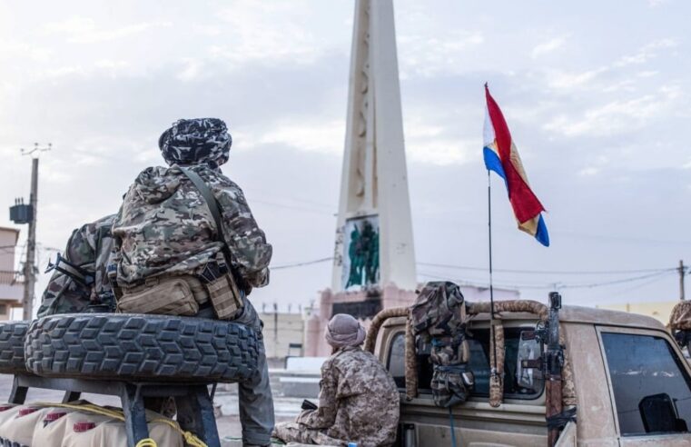 Mali conflict: aerial strikes target Kidal amid rebel control