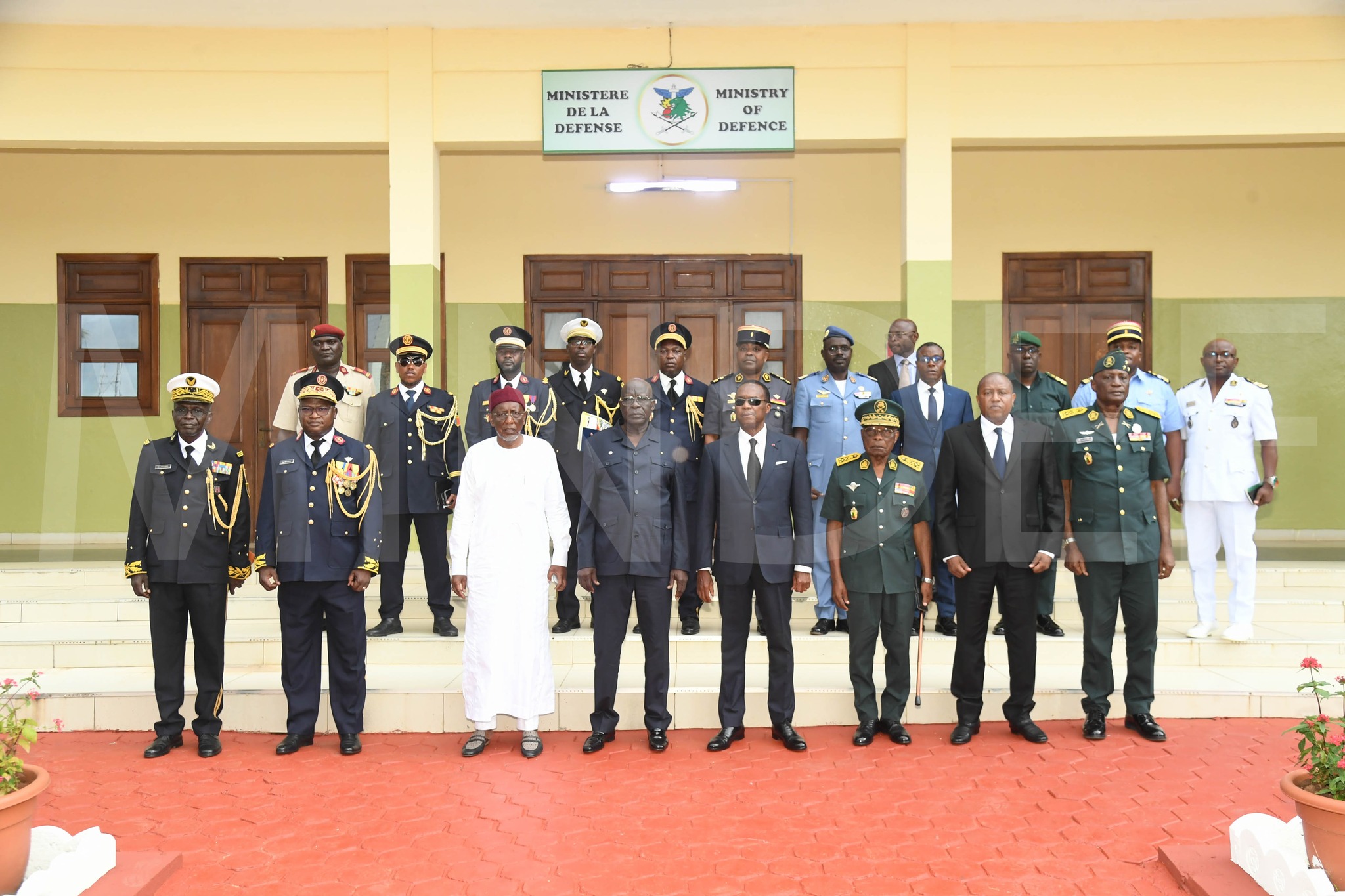 Cameroon and Chad strengthen military ties after unity day parade