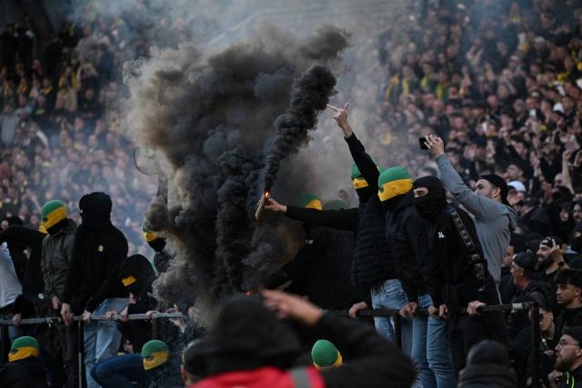 FC Nantes takes firm stance against pitch invasion by fans