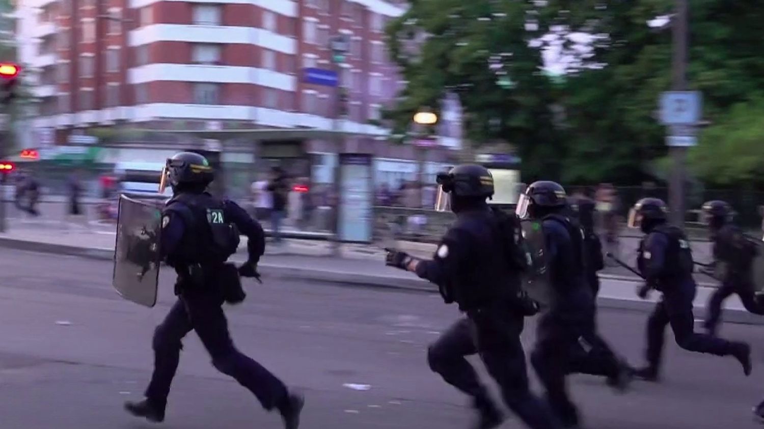 Psg champions league victory sparks clashes and arrests across France