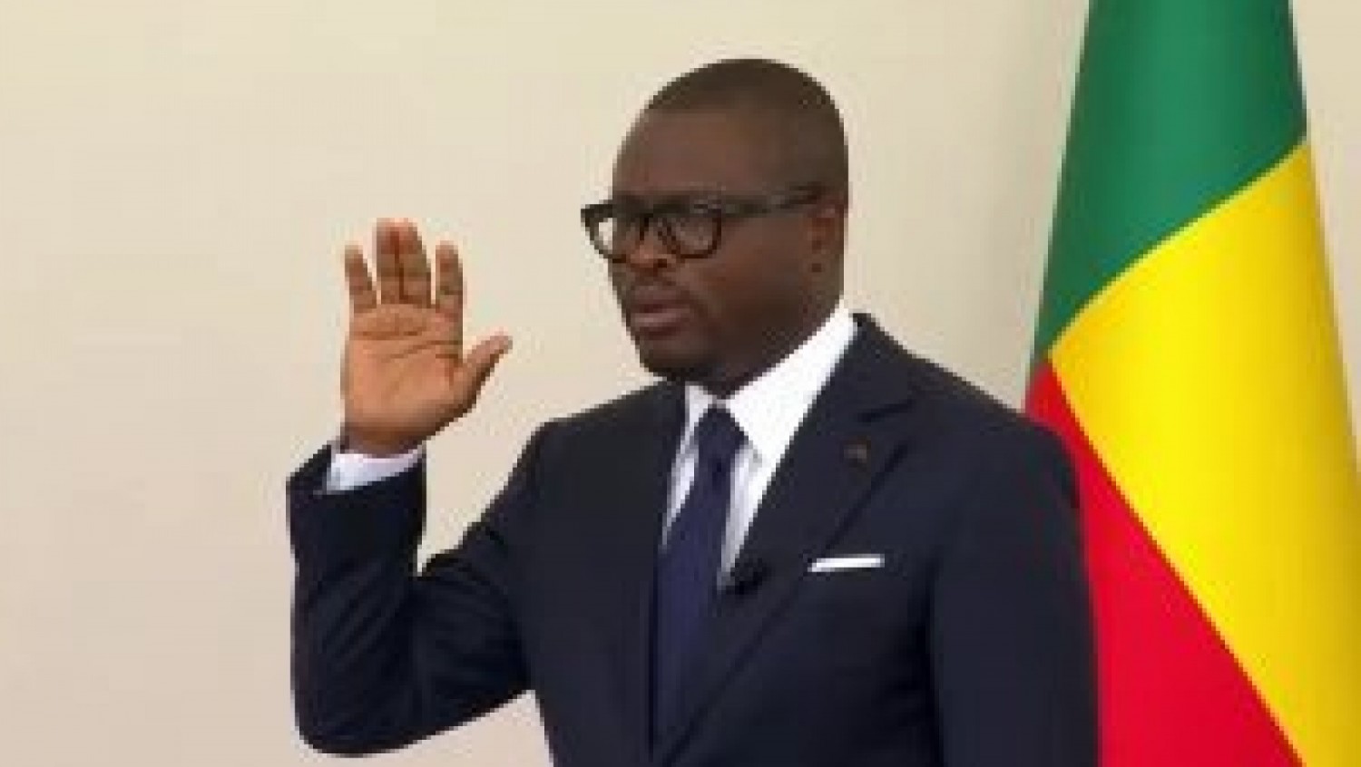 Bénin swears in Romuald Wadagni as new president after election results