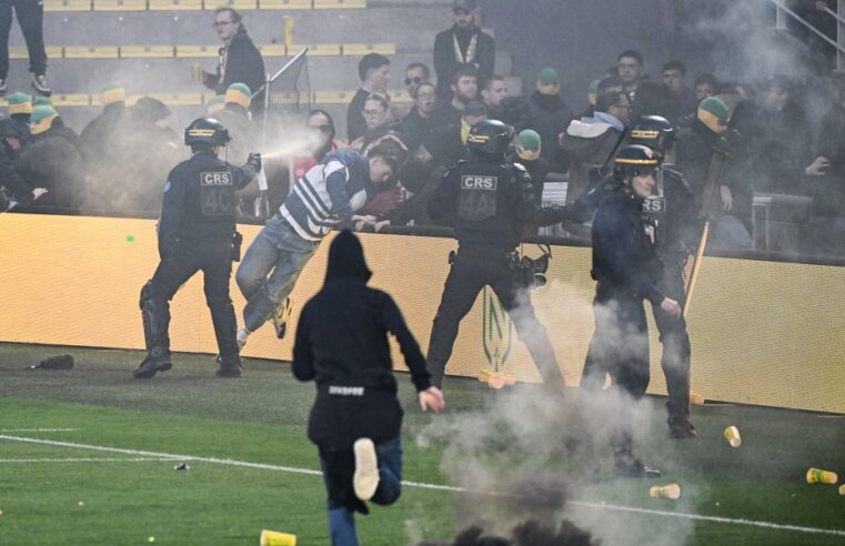 Nantes football fans condemn violent pitch invasion after ligue 1 match