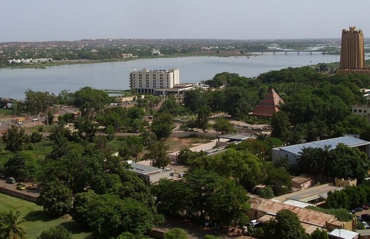 Mali blocus: JNIM accused of unacceptable civilian restrictions in Bamako