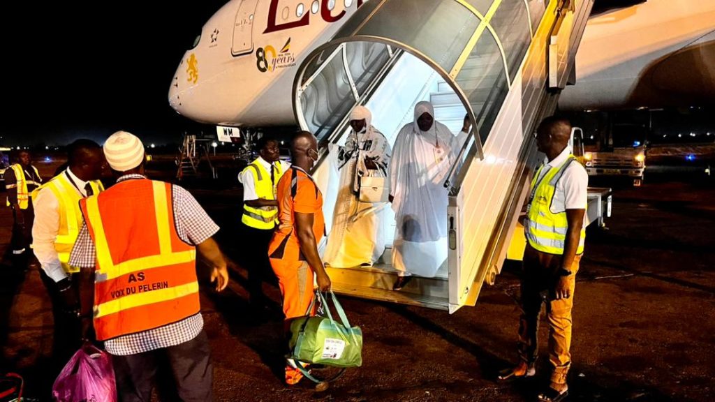 Pilgrims return from hadj 2026 with prayers for Burkina Faso peace