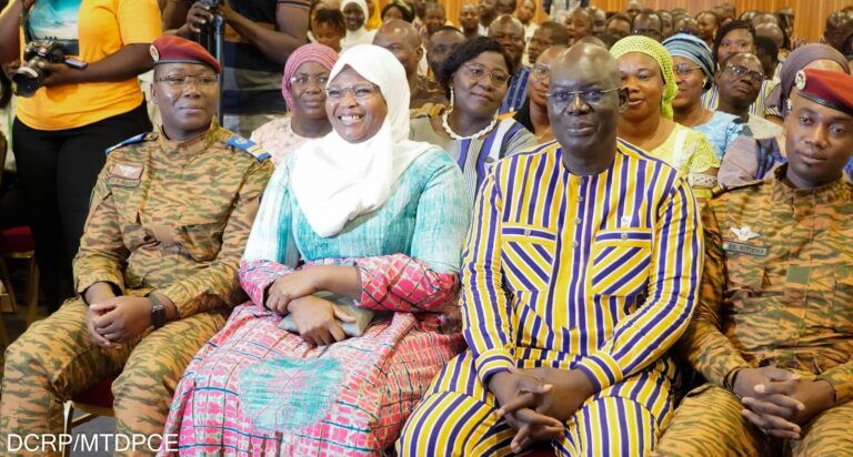 Burkina Faso’s digital solidarity platform: demɛ sira connects communities