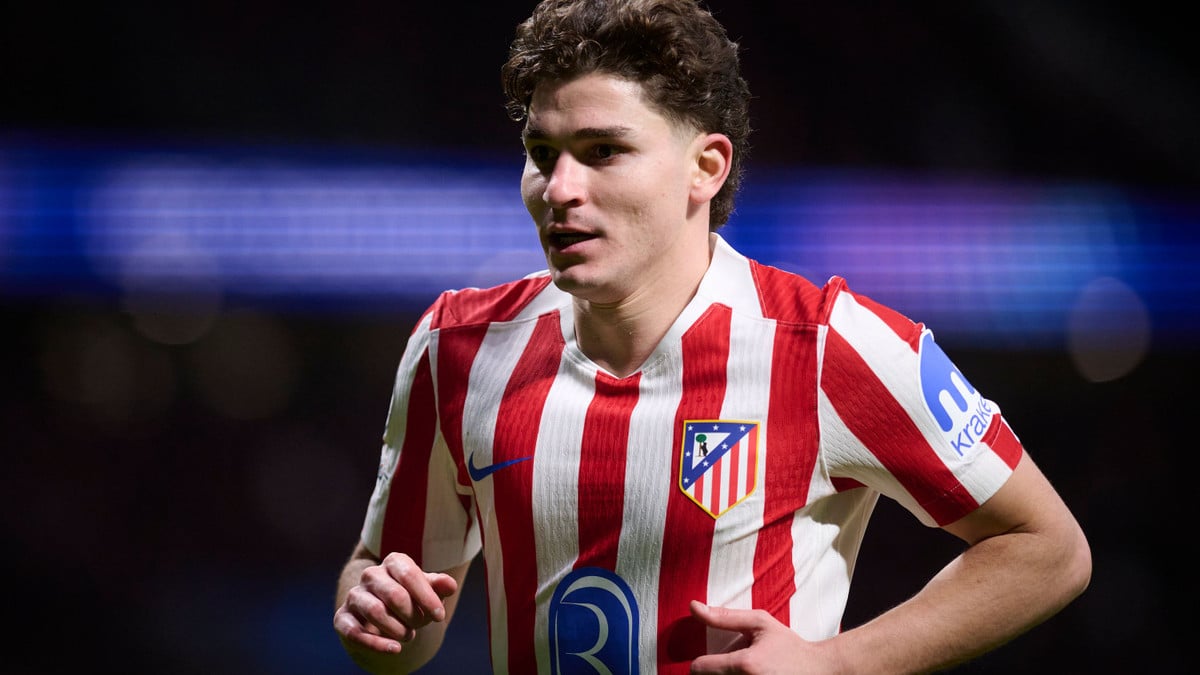 Psg transfer news: why the Paris club cooled on julian alvarez