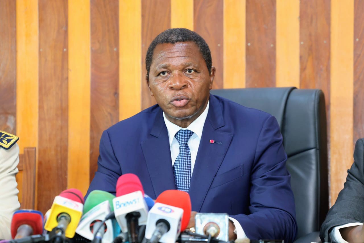 Atanga Nji et la théorie de « l’équilibre imparfait » : Contribution à la pensée politique…