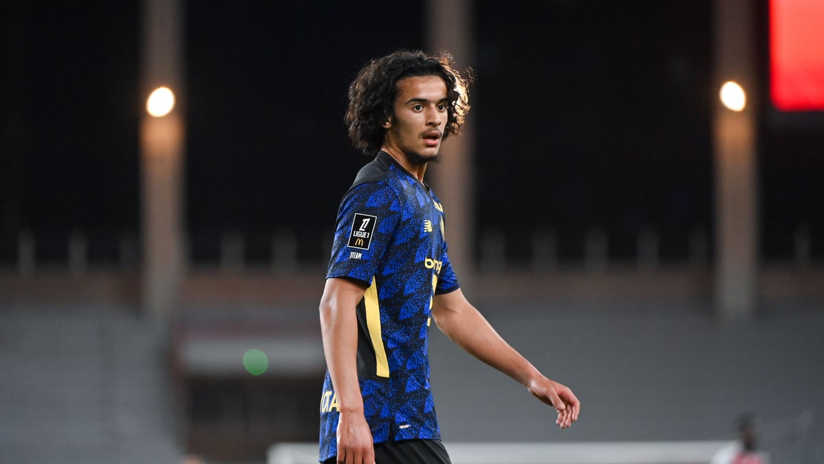 Ayyoub Bouaddi reveals preference between PSG and Arsenal for summer transfer