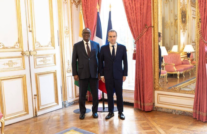 France and Côte d’Ivoire defence chiefs open new chapter in strategic partnership at Eurosatory