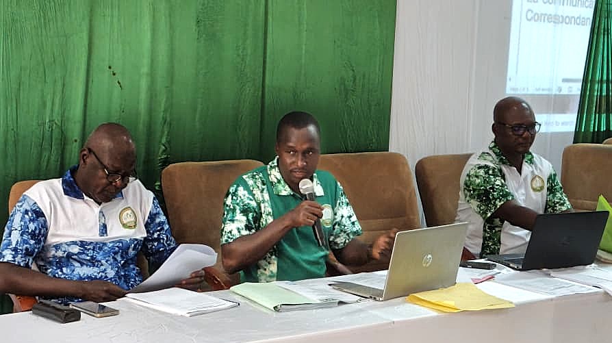 Burkina Faso pharmacists demand official status after two decades of service