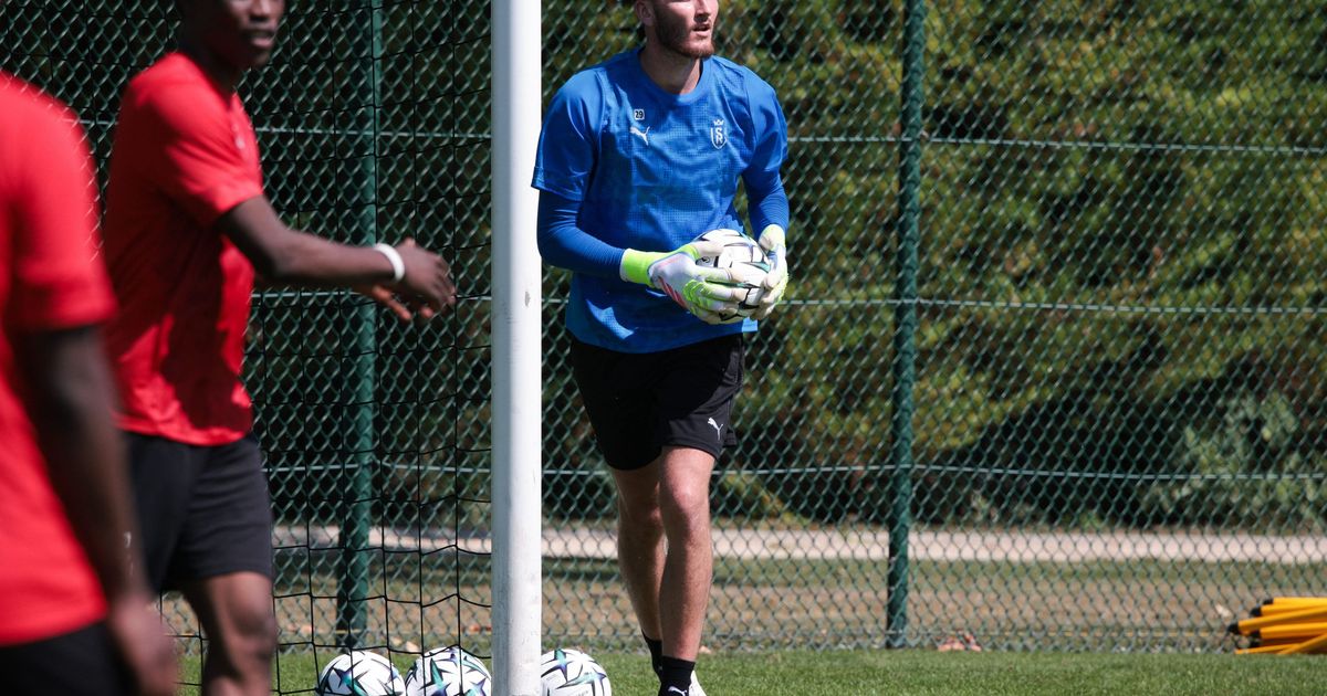 Ewen Jaouen completes move to Newcastle United from Stade de Reims