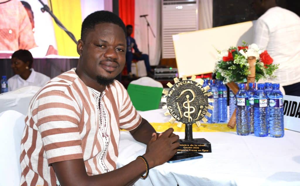 Journalist Sié Frédéric Kambou wins health reporting award at 29th Galian ceremony in Ouagadougou