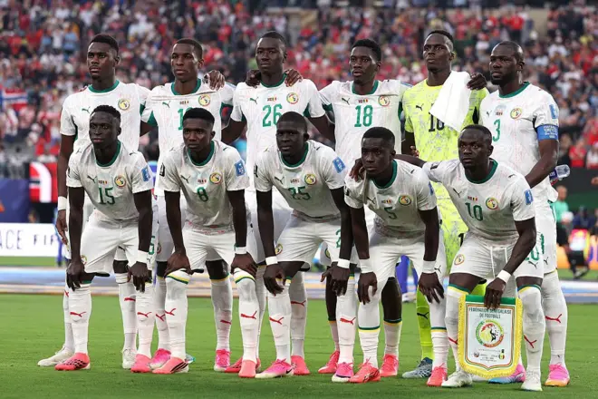 Les joueurs du Sénégal posent lors du match de football du groupe I de la Coupe du monde 2026 contre la Norvège