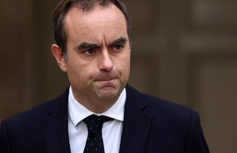 French premier minister begins foreign visits to Qatar and Morocco