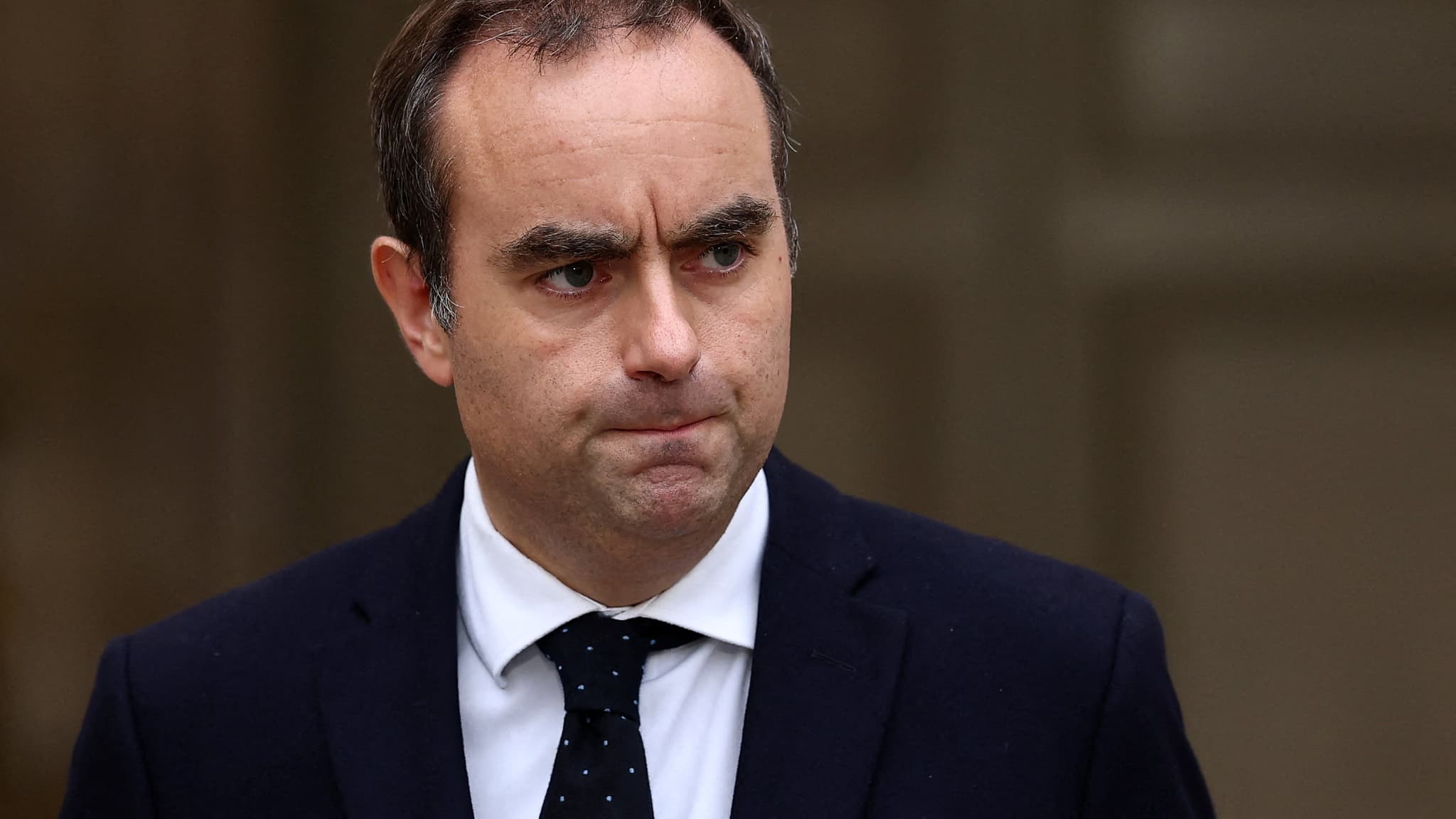 French premier minister begins foreign visits to Qatar and Morocco