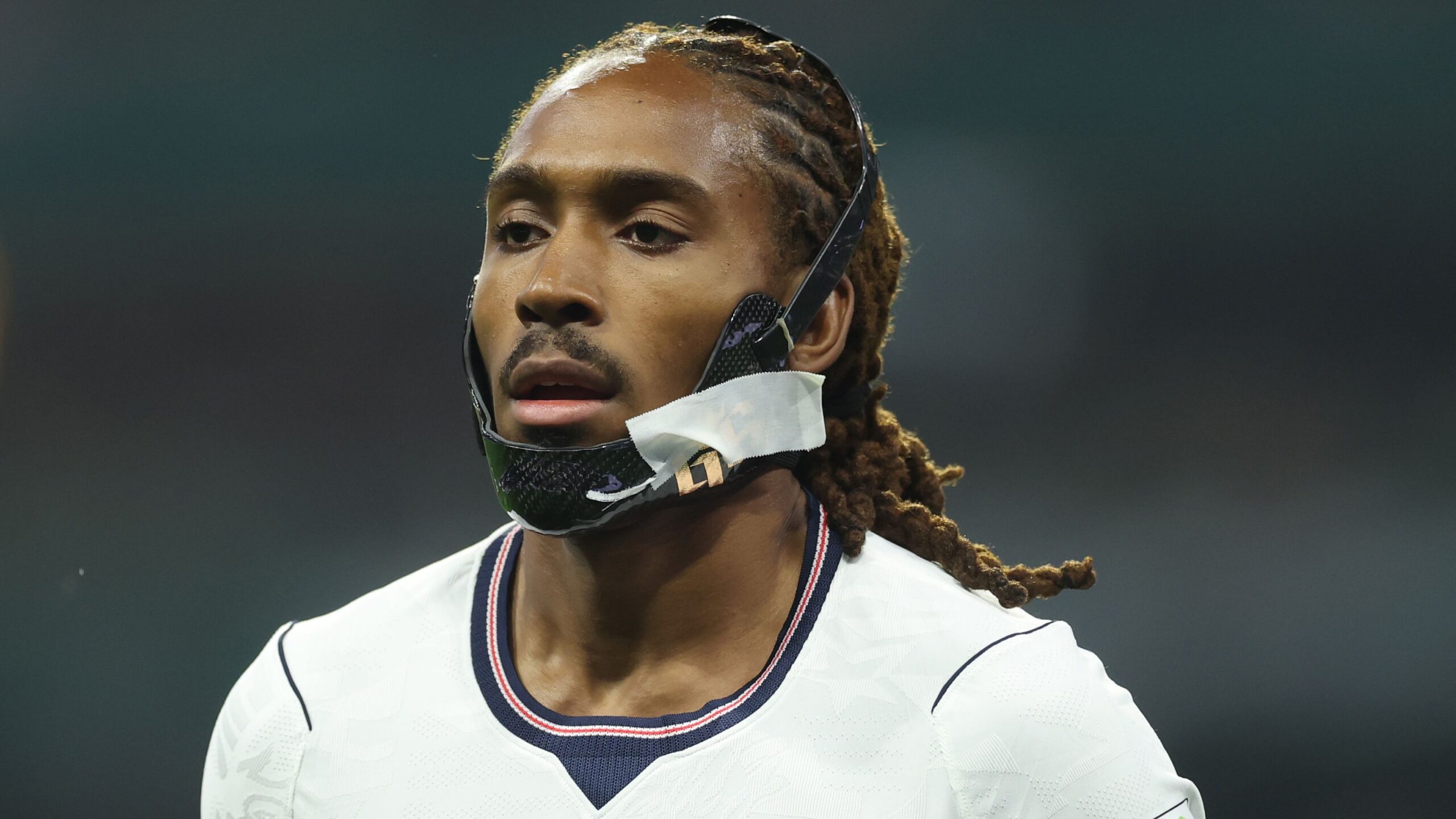 Inter Milan eyes Tottenham star Spence for defensive reinforcement
