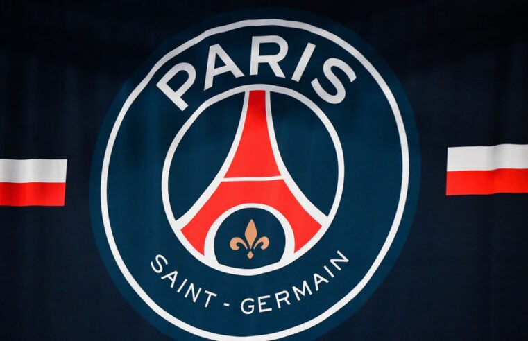 Bradley barcola’s Paris saint-germain future hangs in the balance amid €150m transfer speculation