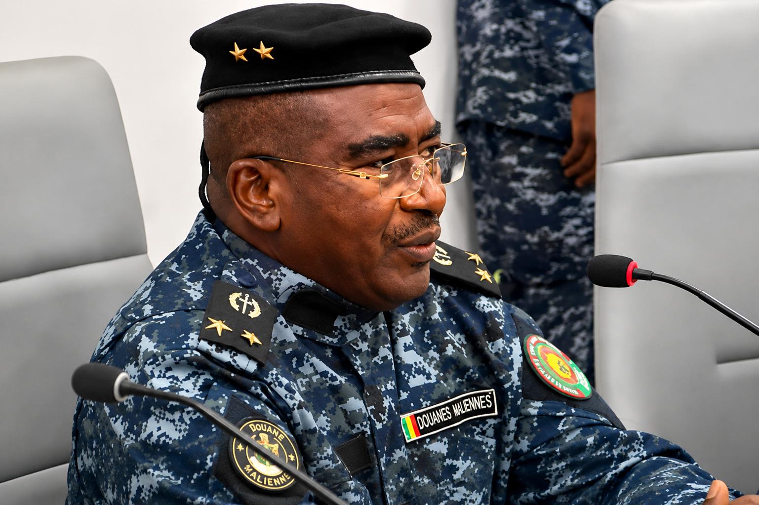 Behind the customs reshuffle in Mali: politics or performance