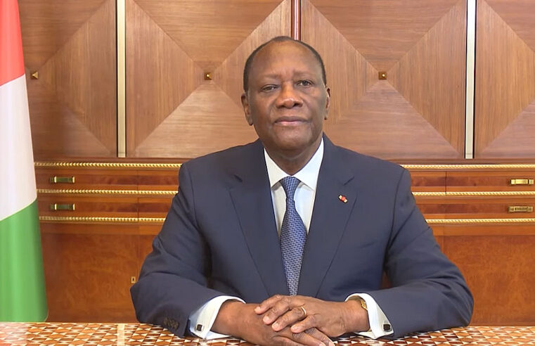 Côte d’Ivoire : Alassane Ouattara célèbre un record de mobilisation financière pour son développement