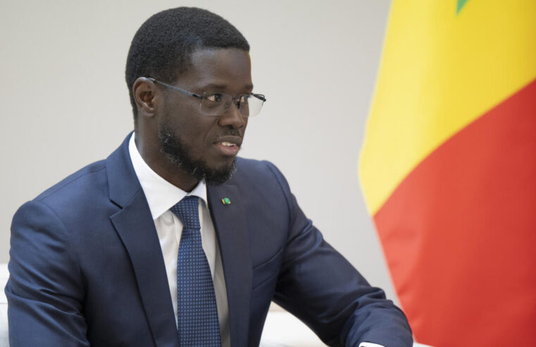 Appels sur l’actualité – Sénégal : pourquoi le président choisit-il maintenant pour officialiser la création de son parti?