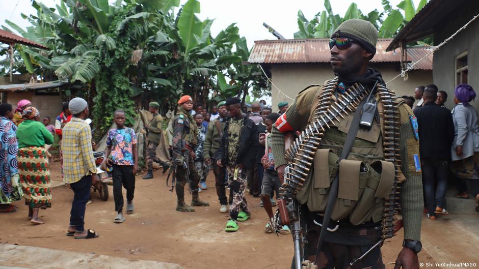 DRC bans military use of smartphones amid security concerns