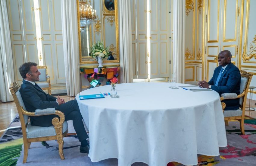 French President Emmanuel Macron and Gabonese President Brice Clotaire Oligui Nguema in a private meeting at the Élysée Palace