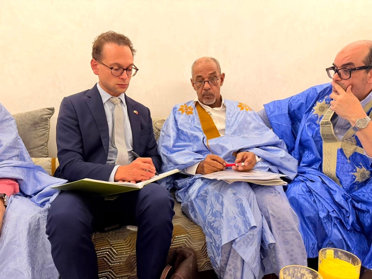 Us envoy meets sahrawi peace advocates in laayoune