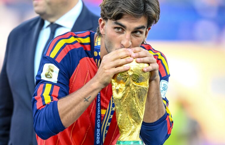 Ferran torres set to join Paris saint-germain in major transfer deal