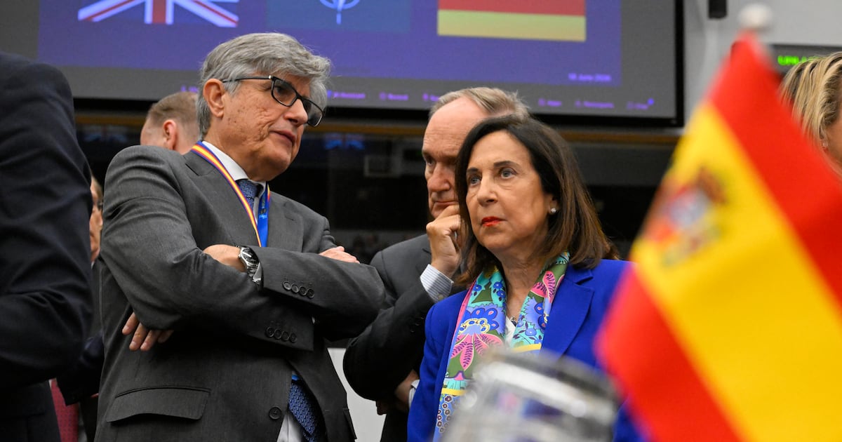 Spanish defense minister acknowledges “pull factor” in sebta migration surge