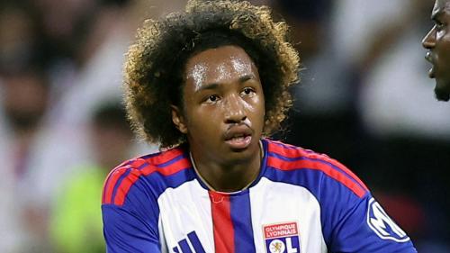 Malick fofana faces locker room backlash after champions league debut
