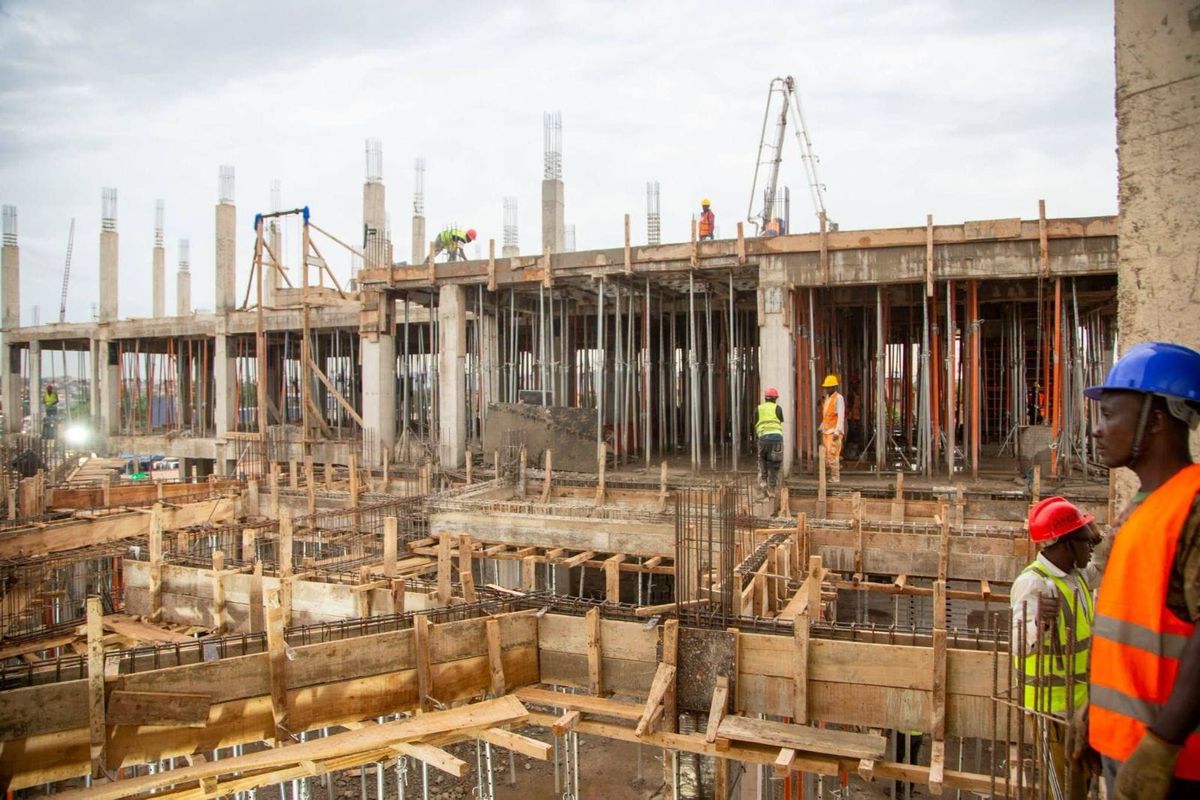 Construction progress of urgent health projects in Mali’s Bamako