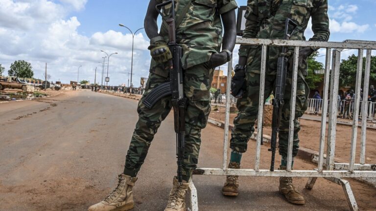 Islamist militant attacks in western Niger kill civilians in Tillabéri