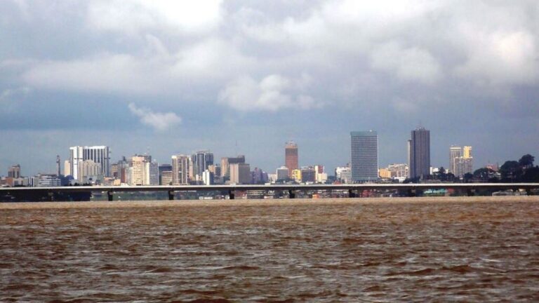 Abidjan clashes over urban project: district and Plateau clash over laguna bank development
