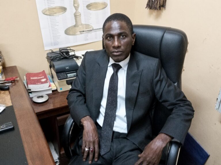 Niamey courtroom showdown: lawyer faces five-year sentence over social media posts